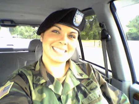 Angela McCormack - intymna afera w amerykańskiej armii (ZDJĘCIA)